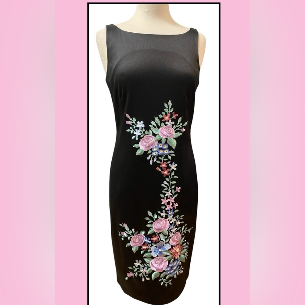 New WAREHOUSE Dress Black Embroidery Flowers Bodycon Stretch Sz10